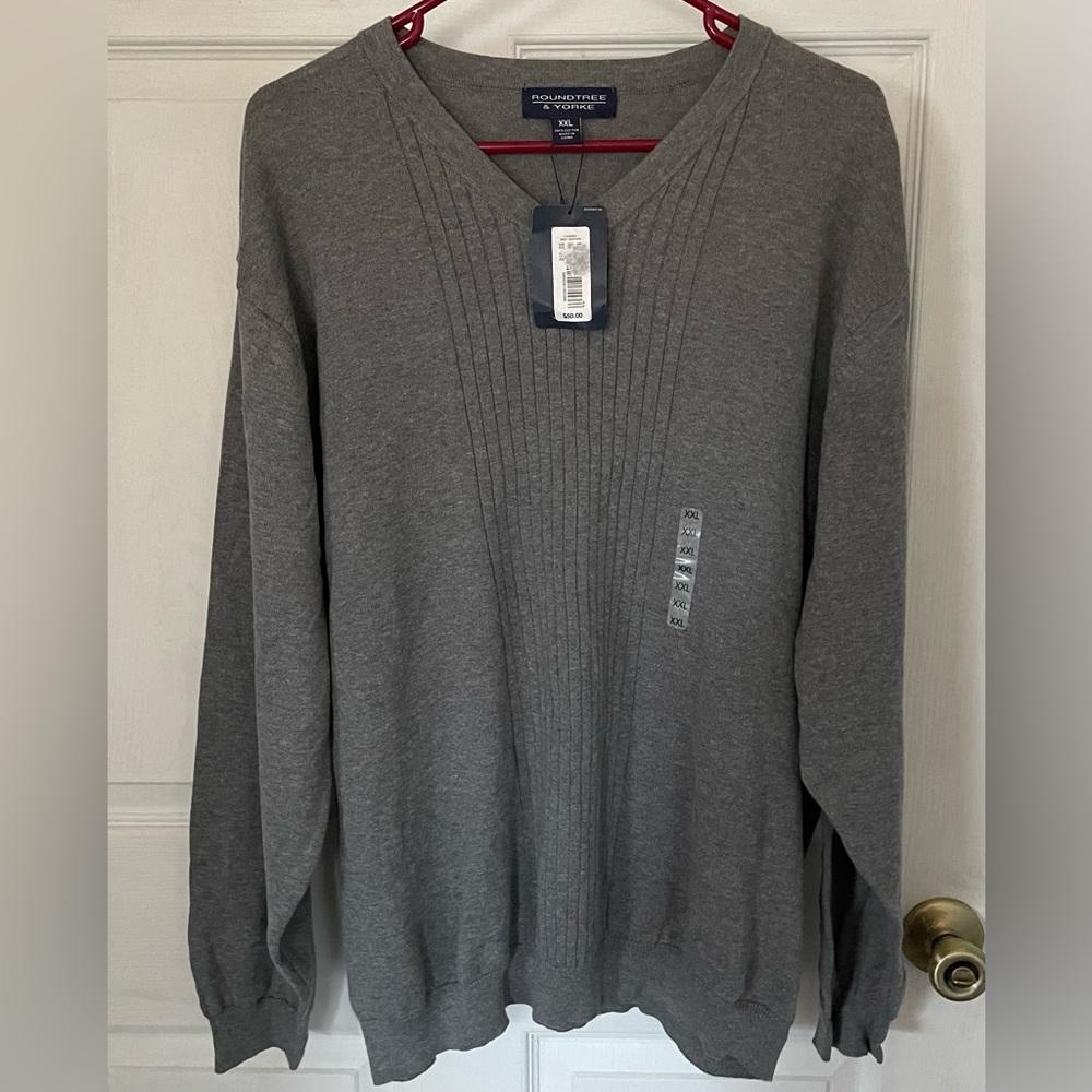 Roundtree & Yorke Mens pullover sweater